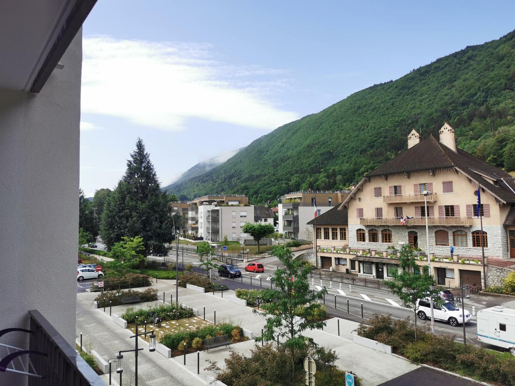 Semnoz & Lac - Wifi - Parking - Netflix - Balcon - Centre-Ville Sévrier Exteriör bild
